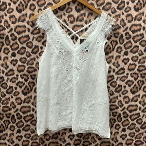 •NEW WITH TAGS• POL Lace Tank
